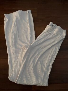 Aritzia Sun-deh White Ribbed Flare Women's Pants